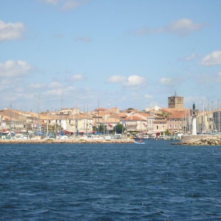 Appartamento Port Mezua Mèze Esterno foto