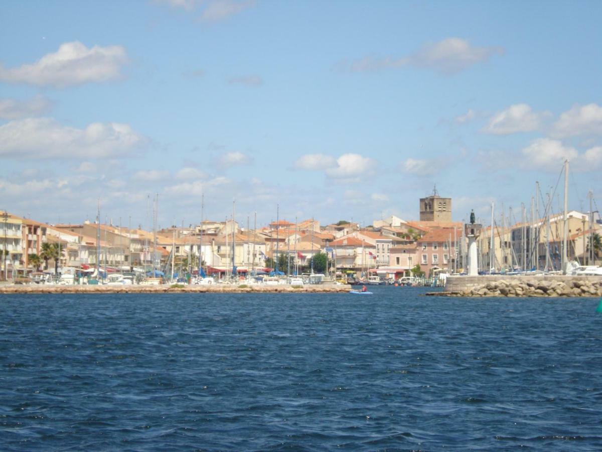 Appartamento Port Mezua Mèze Esterno foto