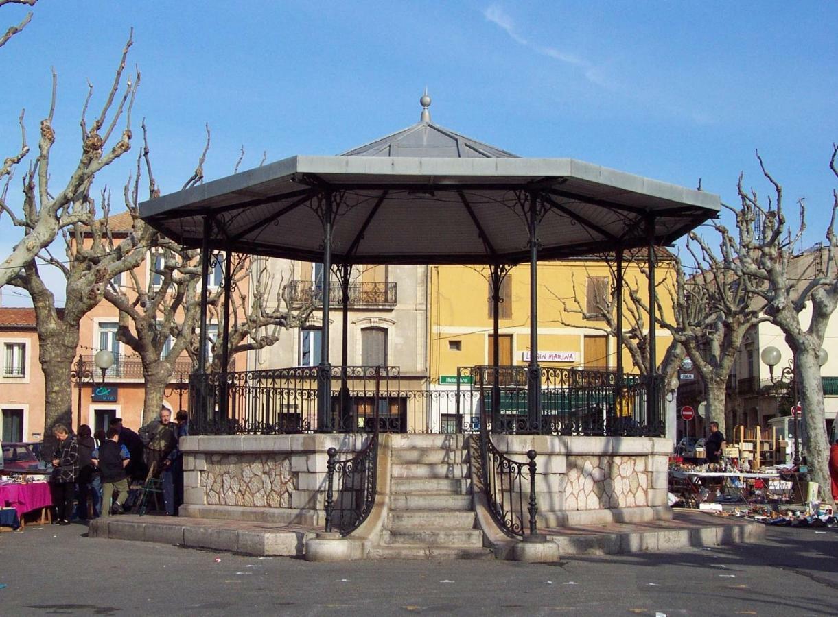 Appartamento Port Mezua Mèze Esterno foto