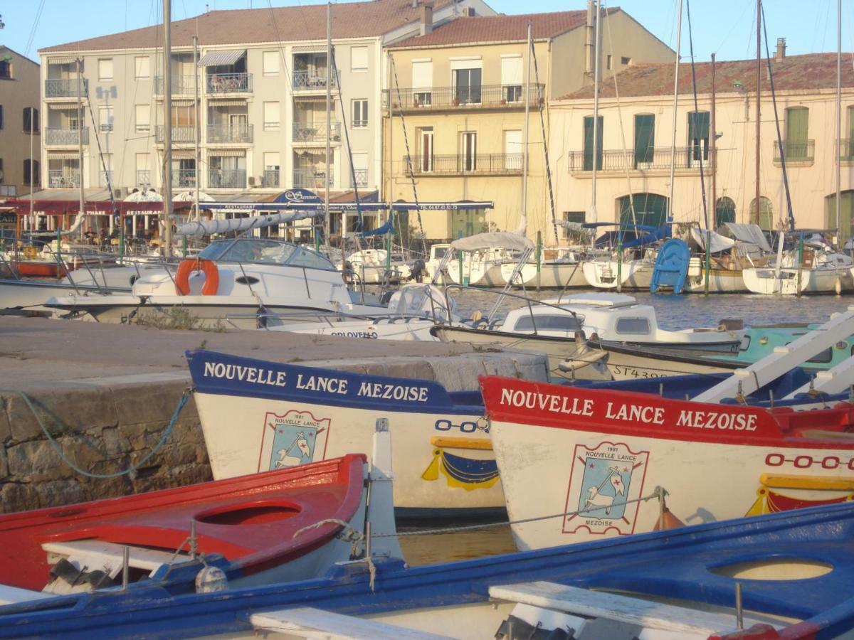 Appartamento Port Mezua Mèze Esterno foto