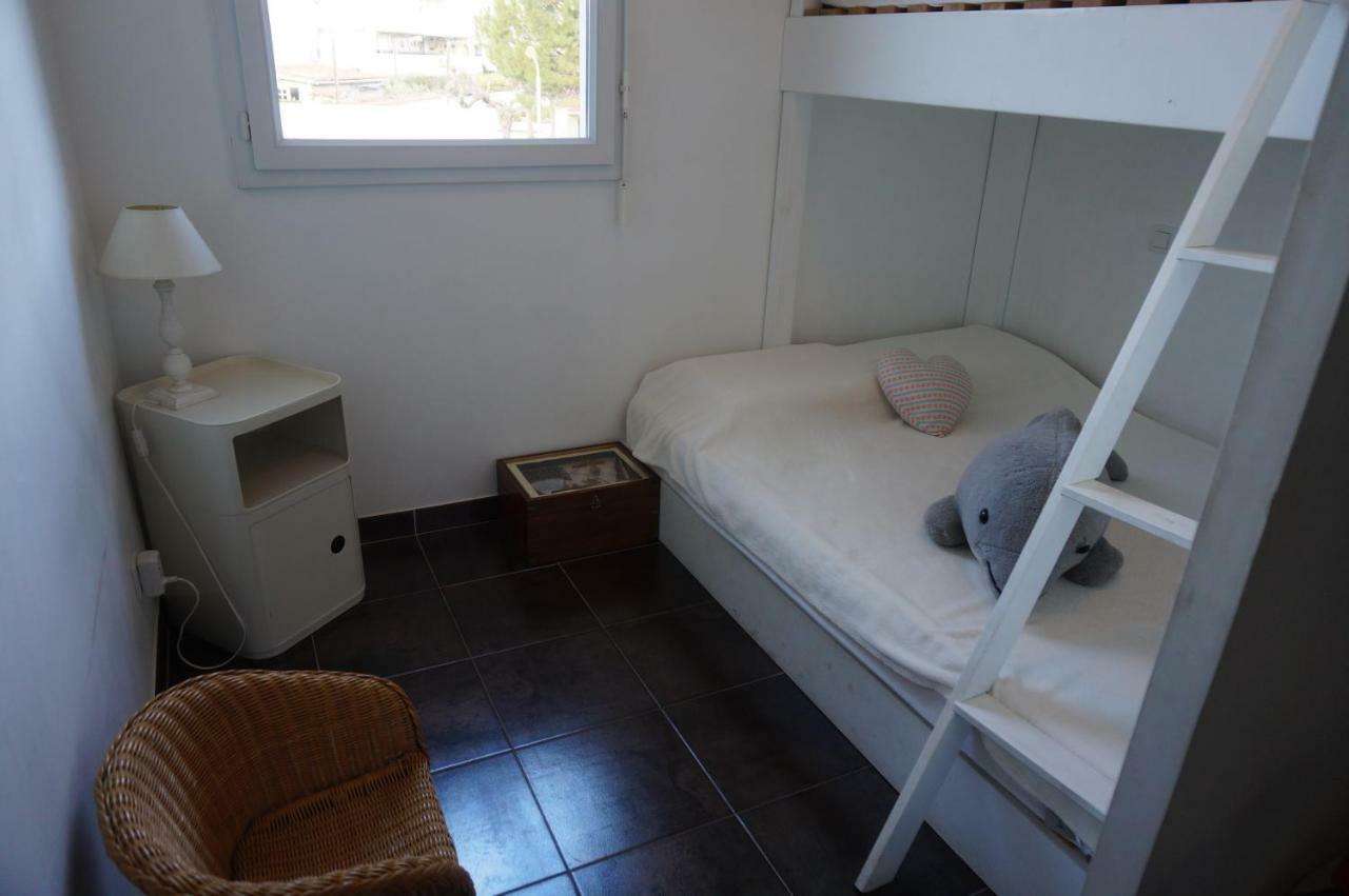Appartamento Port Mezua Mèze Esterno foto